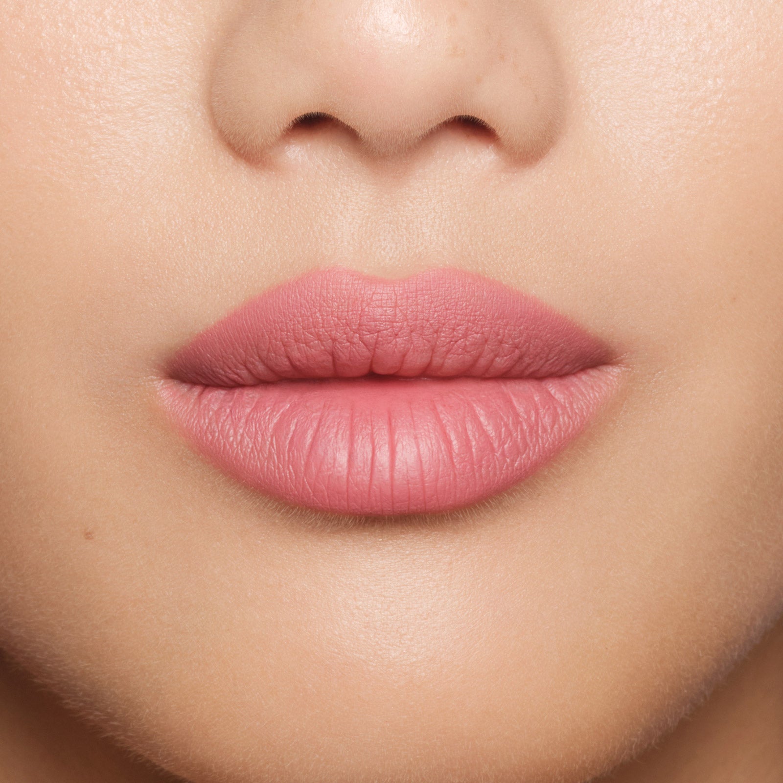 Молив за устни NL Beauty 02 WILD