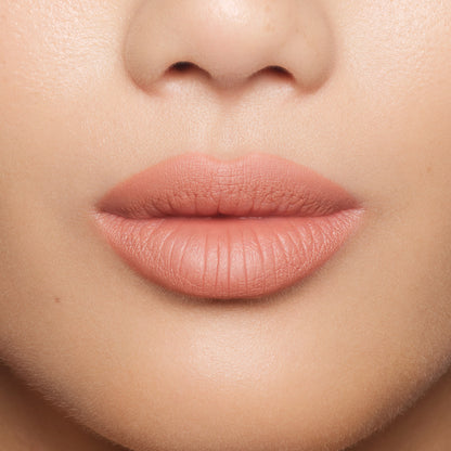 Молив за устни NL Beauty 03 PASSION