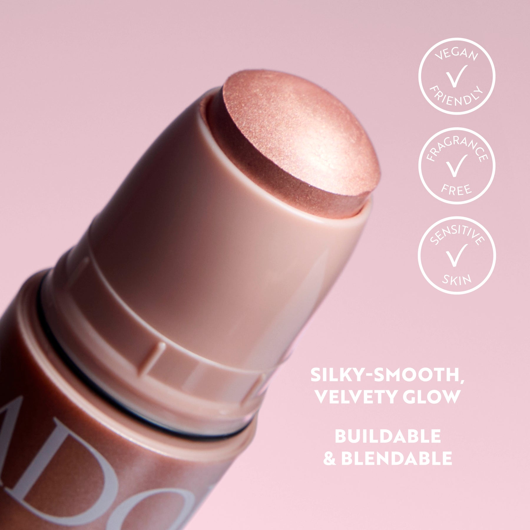 Кремообразен хайлайтър стик IsaDora The Highlight Stick Cream to Silky Powder