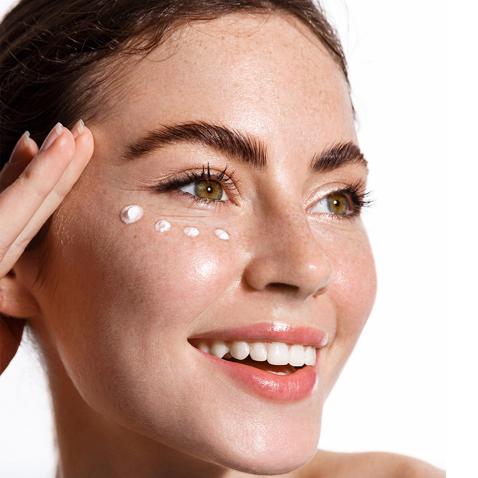 Околоочен крем Chamos Cosmetics