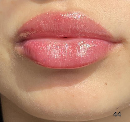 Гланц Vivienne Sabó Paris
